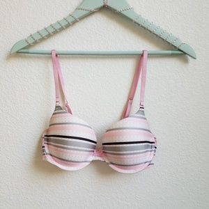 Super Cute Demi Bra EUC